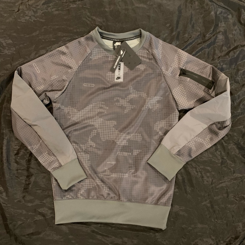 Nike air max camo crew sweatshirt